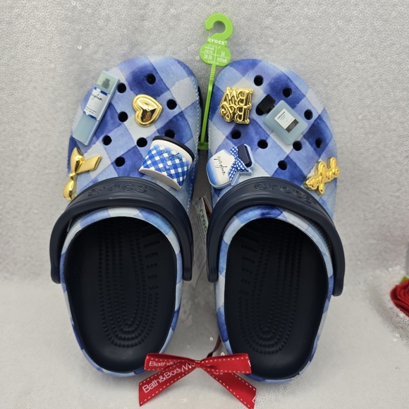 Crocs x Bath and Body Works Limited Edition Crocs Women's Sz 8 Gingham Jibbitzs - Picture 10 of 10